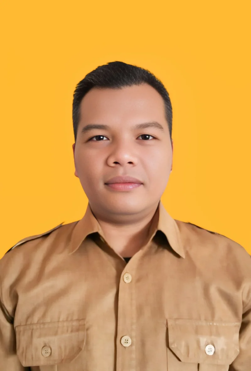 Mahfud Hariyanto, S.Pd